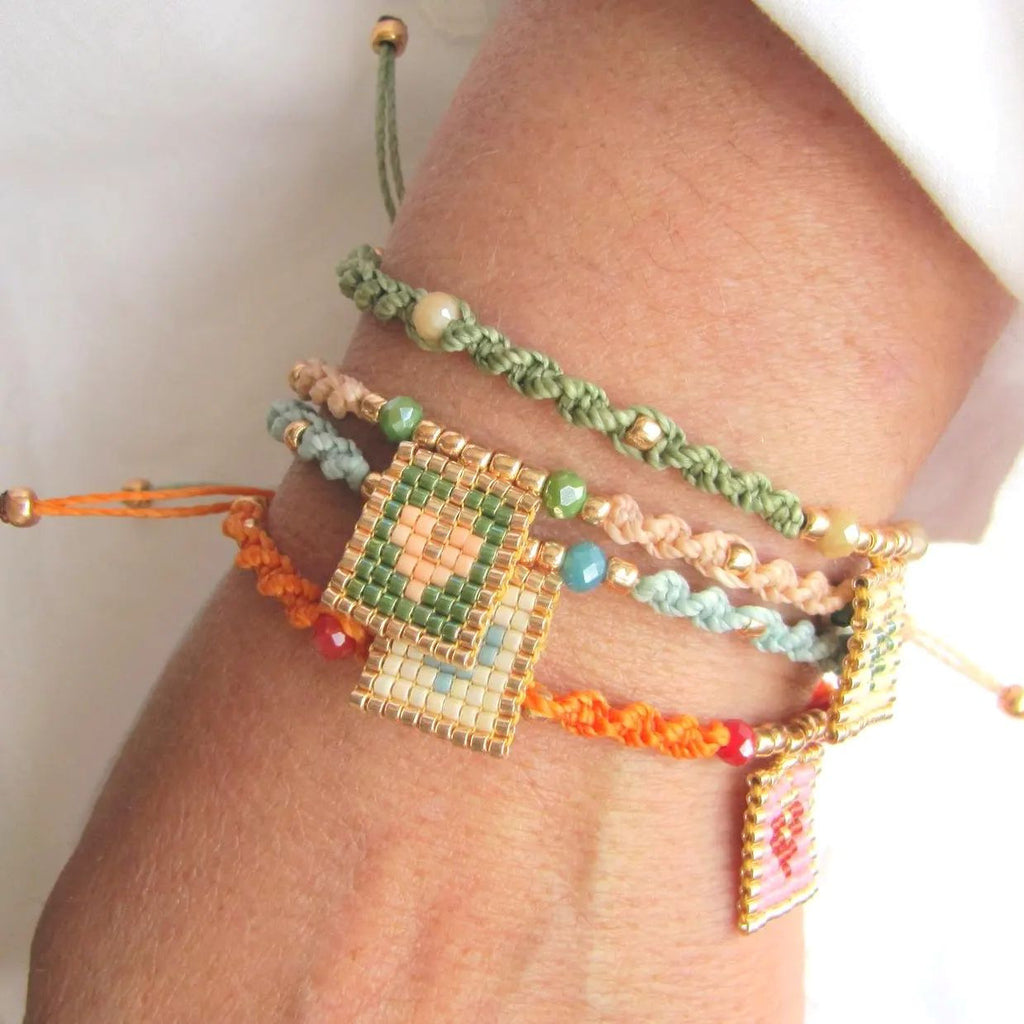 Miyuki Bracelet – Heart Amulet